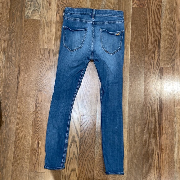 hollister high-rise crop jean legging - Picture 2 of 3